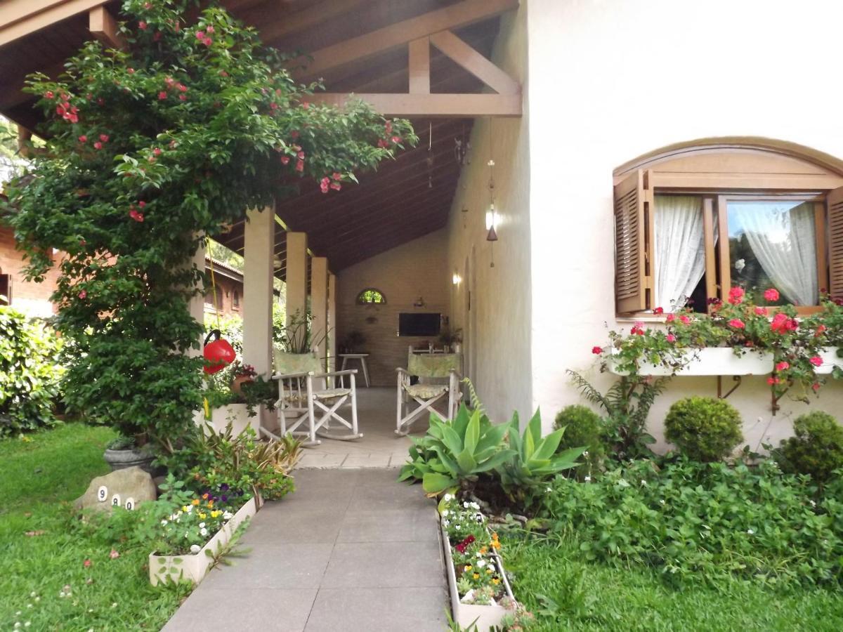 Linda Casa Lago Negro Villa Gramado Exterior foto
